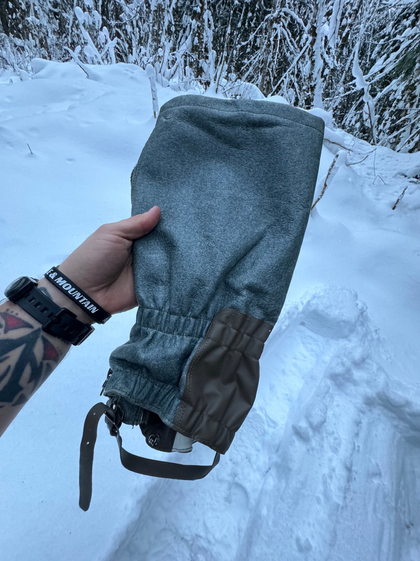 Swiss Military Mountain Gaiters without Zipper - (Slip on) Like New