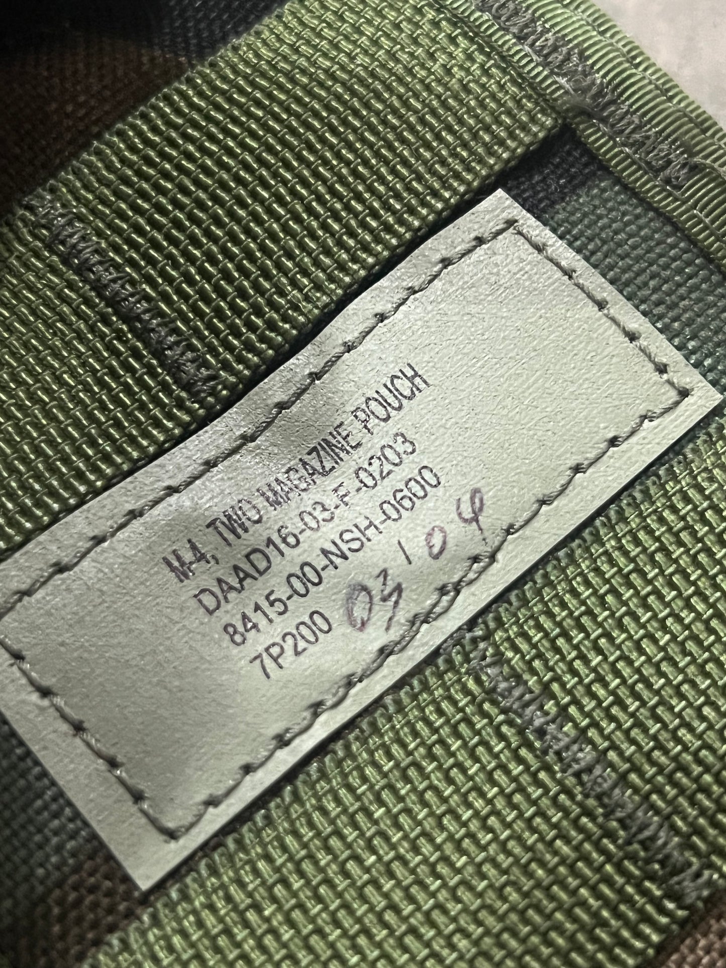 USGI MOLLE-ii M81 Woodland M16 Rifle Magazine Pouch - Used
