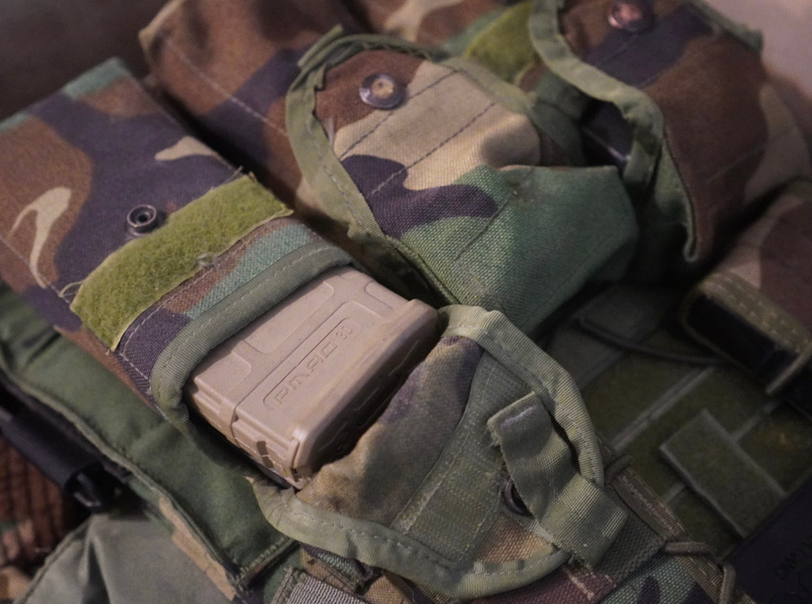 USGI MOLLE-ii M81 Woodland M16 Rifle Magazine Pouch - Used
