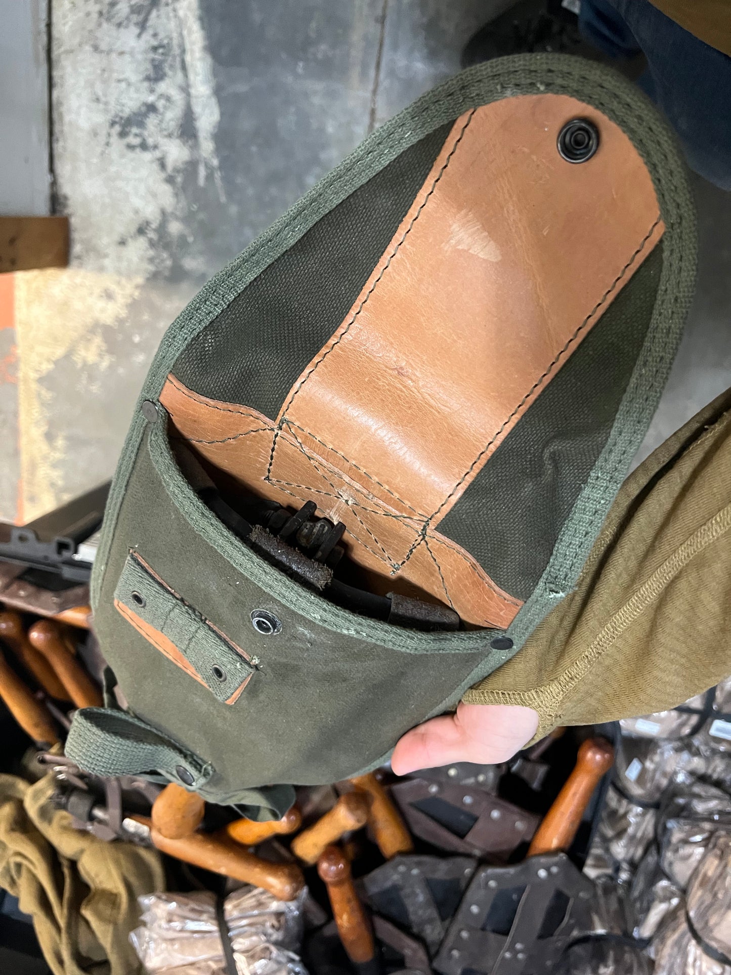 US OD M65 Shovel cover (Alice clips)