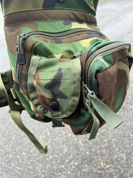 Molle-ii USARMY issue Grenade Pouches