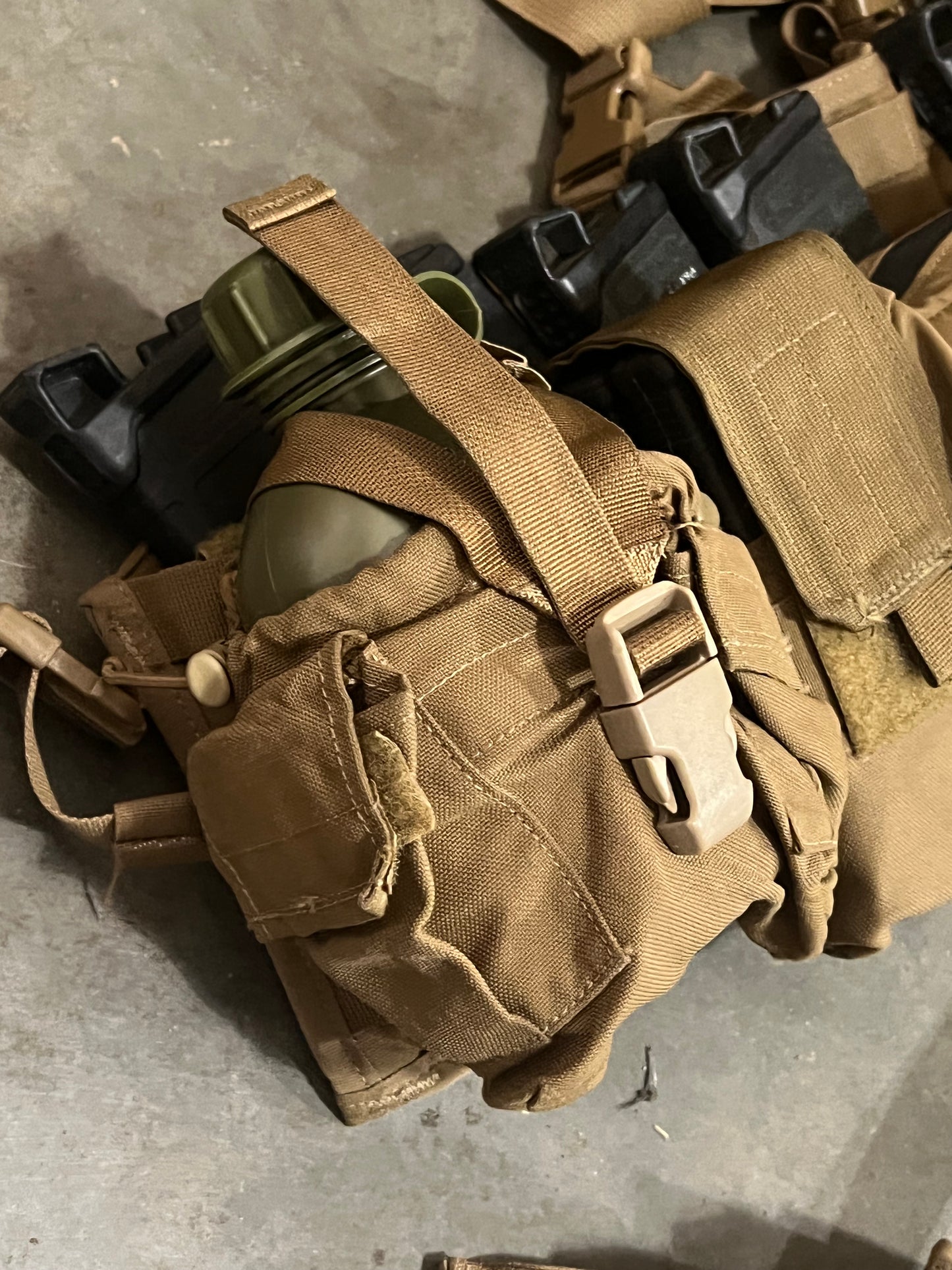 USMC TAPS chest rigs FDE (BRAND NEW IN PACKAGING)