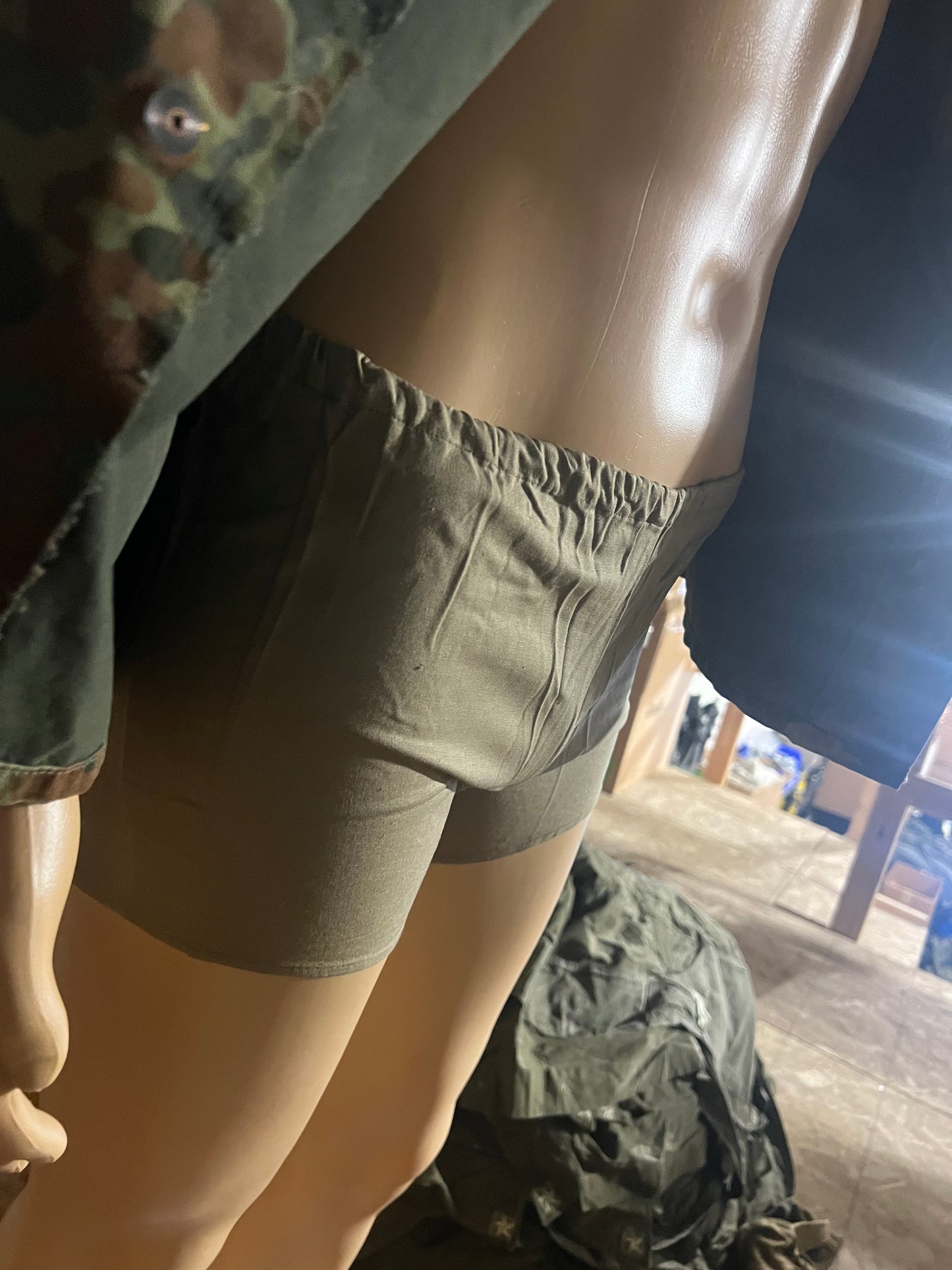 Czech Vintage PT shorts (brown)