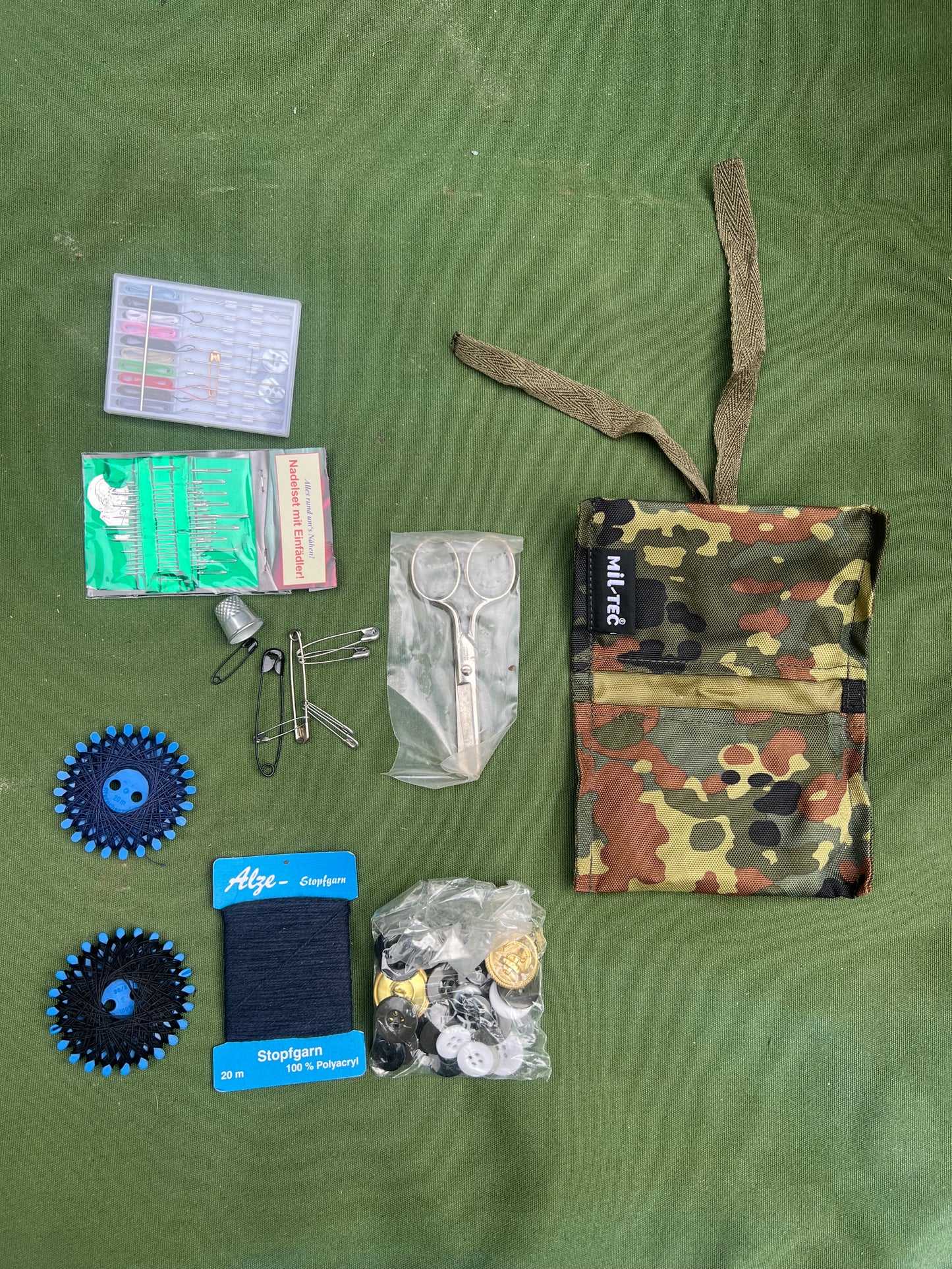 MIL-TEC Flecktarn sewing kit (Made in China)