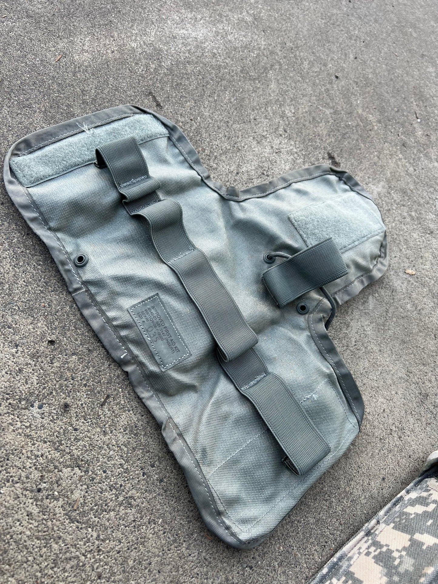 IFAK pouch (Individual first aid kit) ACU/UCP USARMY SURPLUS