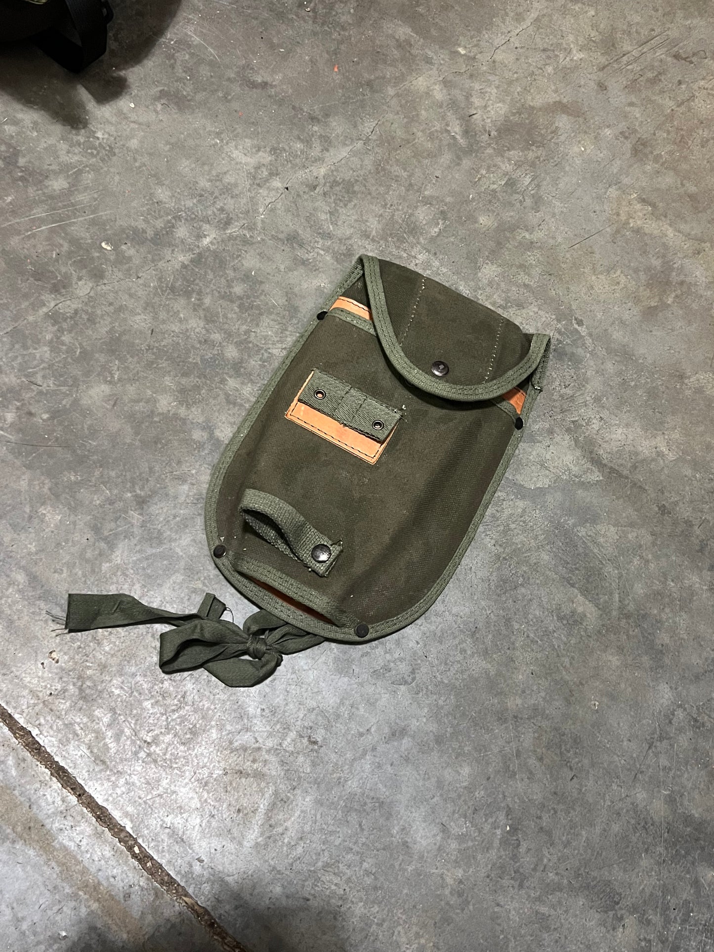 US OD M65 Shovel cover (Alice clips)