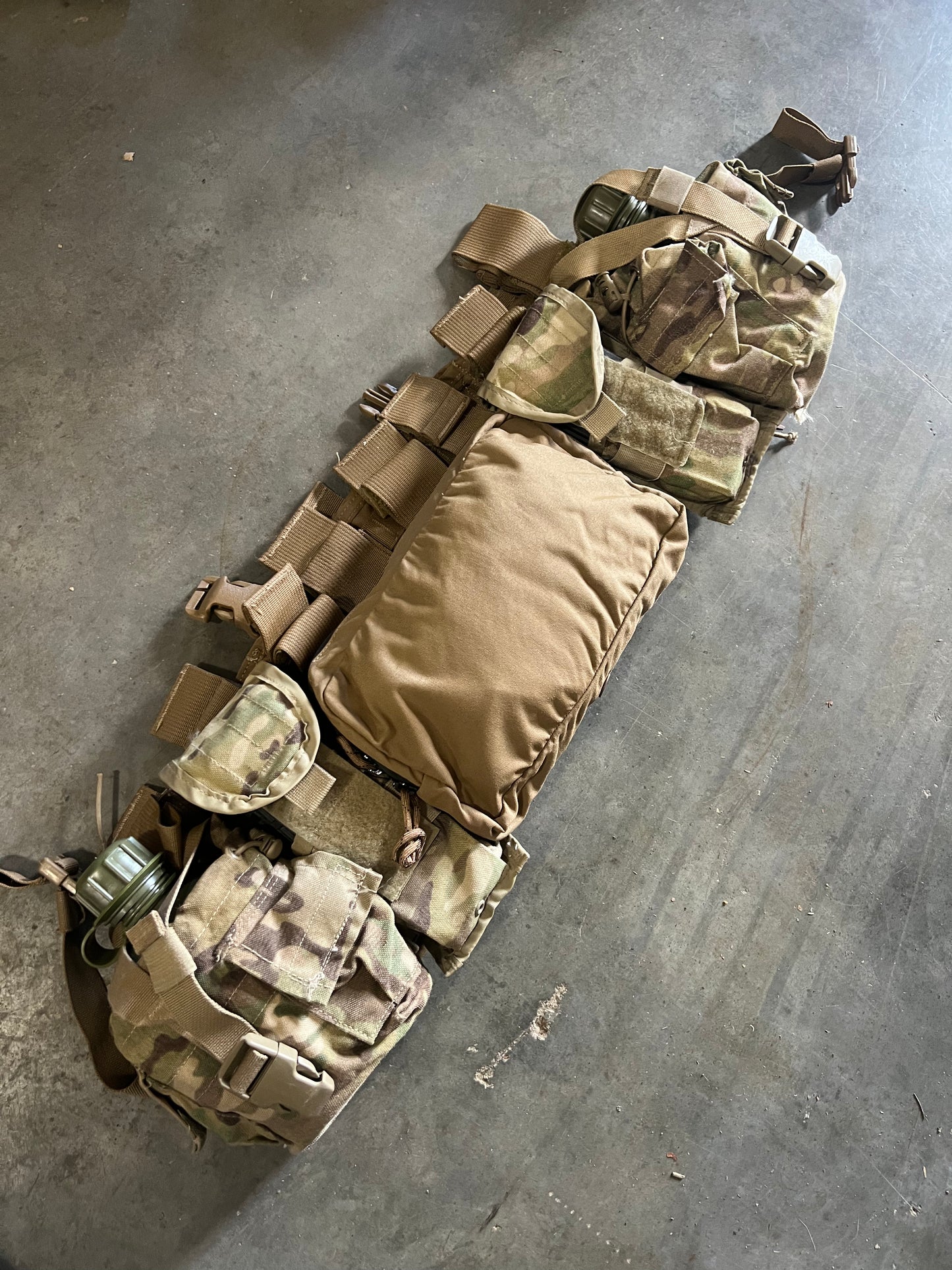 USMC TAPS chest rigs FDE (BRAND NEW IN PACKAGING)