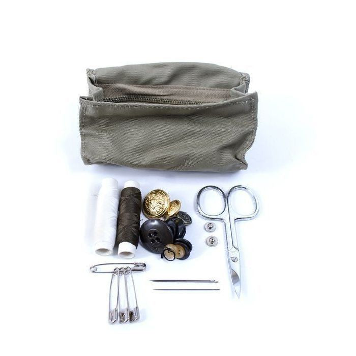 ITALIAN MILITARY SURPLUS SEWING KIT W/KHAKI POUCH (LIKE NEW)